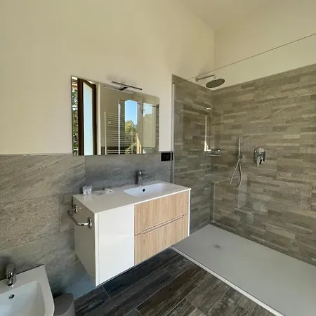 Nocleg ze śniadaniem Al Laghetto La Morra