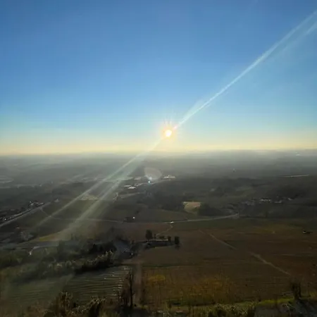 Al Laghetto Bed & Breakfast La Morra