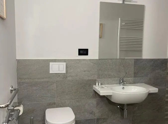 Oda ve Kahvaltı Al Laghetto La Morra